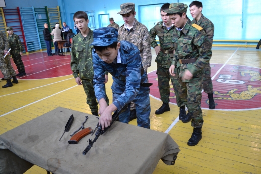 Әскери қолданбалы спорт түрініен өткізілген сайыс. 